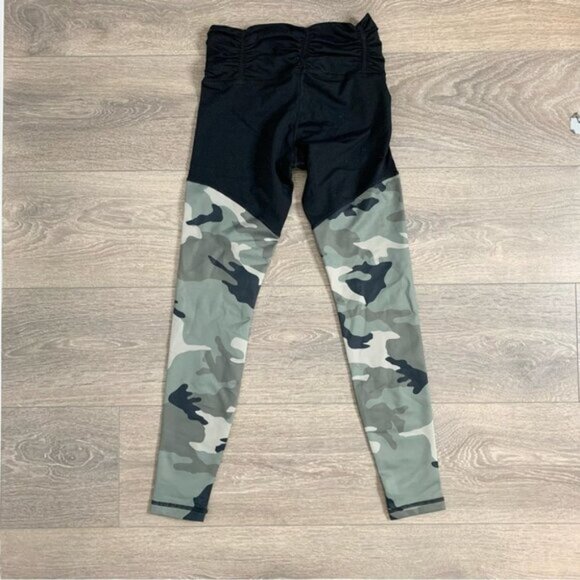 Carbon38 Echo Leggings Hero Collection Ruched Black Camo High Rise Waist Size XS - Picture 11 of 12